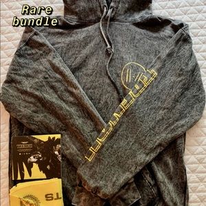 Twenty One Pilots Trench CD+Banner Hoodie Bundle.